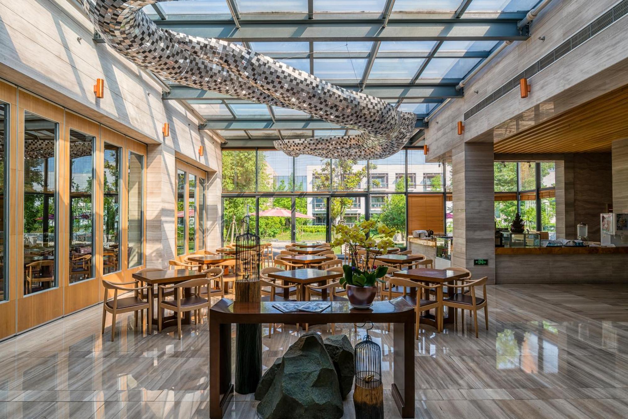 Citic Pacific Zhujiajiao Jin Jiang Hotel Qingpu Esterno foto